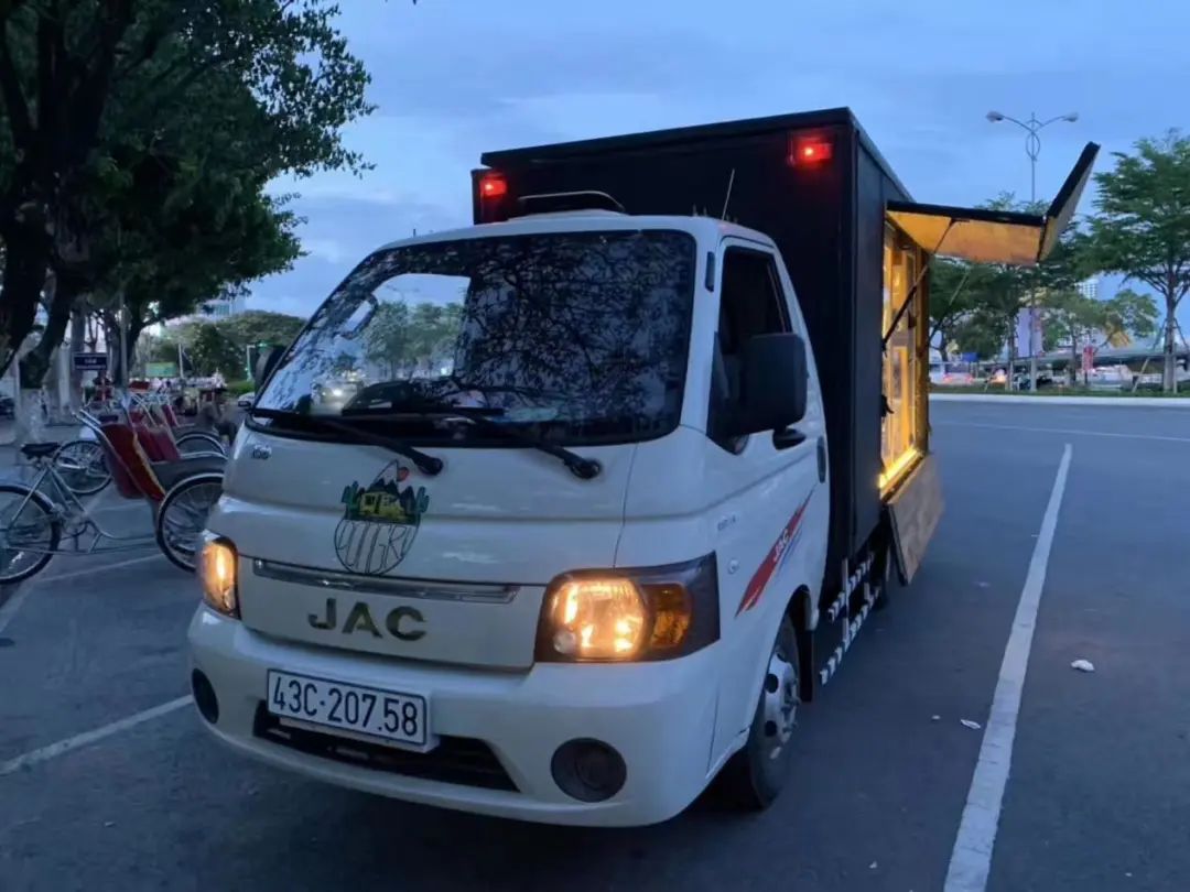 助推“地摊经济” 江淮轿卡售货车强势来袭