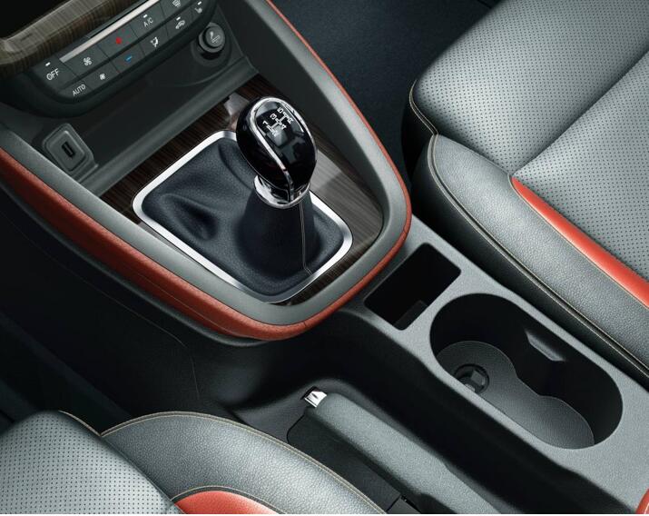 宜商宜家绝对C位！ 斯威X7冠军版斩获“最具性价比SUV”大奖