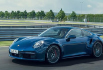 全新保时捷911 Turbo百公里加速仅2.8秒