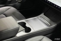网传Model 3改版升级：全车黑化、双层玻璃以及热泵空调
