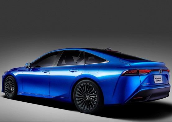 M6米乐新能源汽车一定得是纯电？氢燃料电池第二代Mirai12月发布(图3)