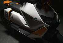 宝马加速电动化布局，创新产品BMW iX全球首发
