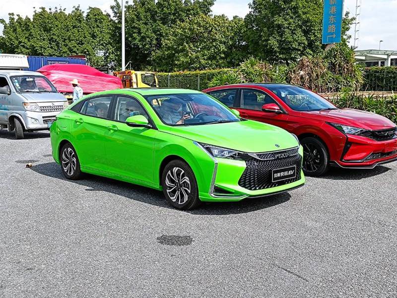 2020广州车展:抢先实拍东风风神奕炫ev,堪称"原谅绿" - 新闻详情