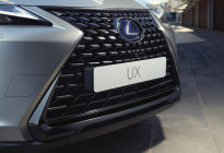 雷克萨斯发布UX运动版官图，外观内饰小幅升级