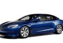 其他的不关心，新款Model S的方向盘能过审么？