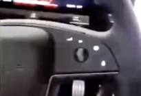新款特斯拉Model S工程车内饰曝光 说好的U型方向盘呢？