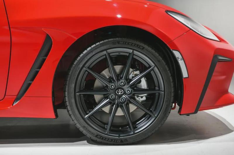 最大功率235匹 全新丰田gr 86发布 内饰升级更显实用性 新闻详情 买车网