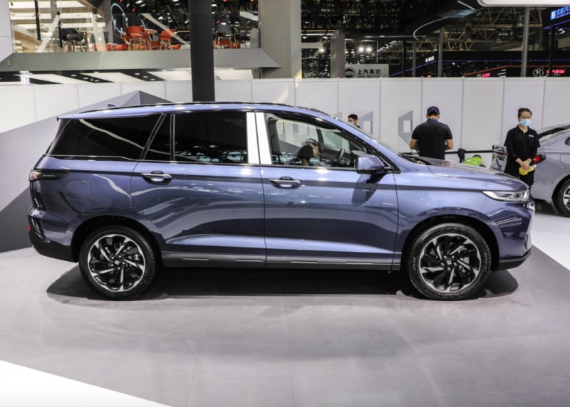 新宝骏rs7怎么回事到店快一年了还未上市