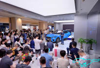 福特电动车首家重庆城市店开业，纯电野马正式登陆山城
