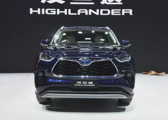 丰田"皇冠"正式回归!是情怀落地,还是割韭菜?