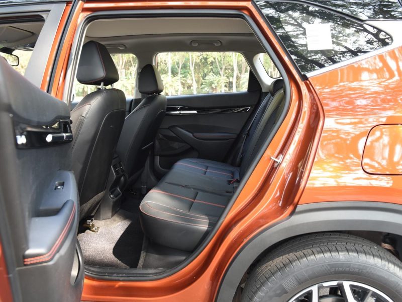 空间更大配置更高 起亚kx3傲跑只要10.88万起 - 新闻详情 - 买车网