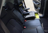 自带儿童安全座椅 全新荣威RX5 PLUS想得真周到！