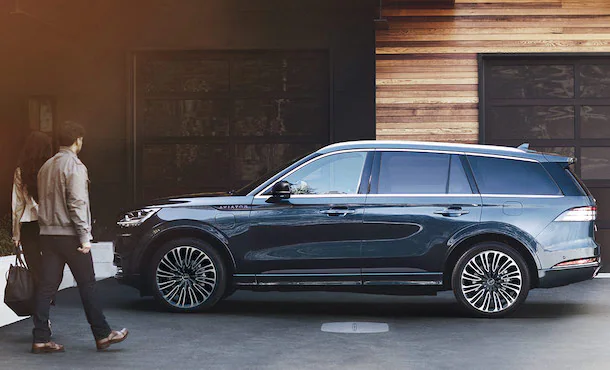 美式豪华与德系豪华差异_德系豪华suv大比拼_林肯飞行家与奥迪Q7对比